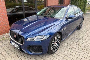 2.0 benzyna / 300 KM / R - DYNAMIC / 4x4 / niski przebieg! / zadbany