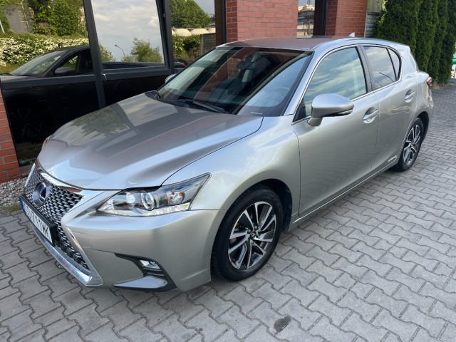 lexus